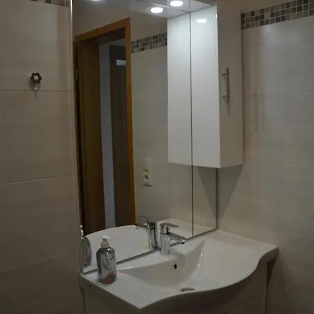 Schoenfelder דירה קוניגשטיין אן דר אלבה